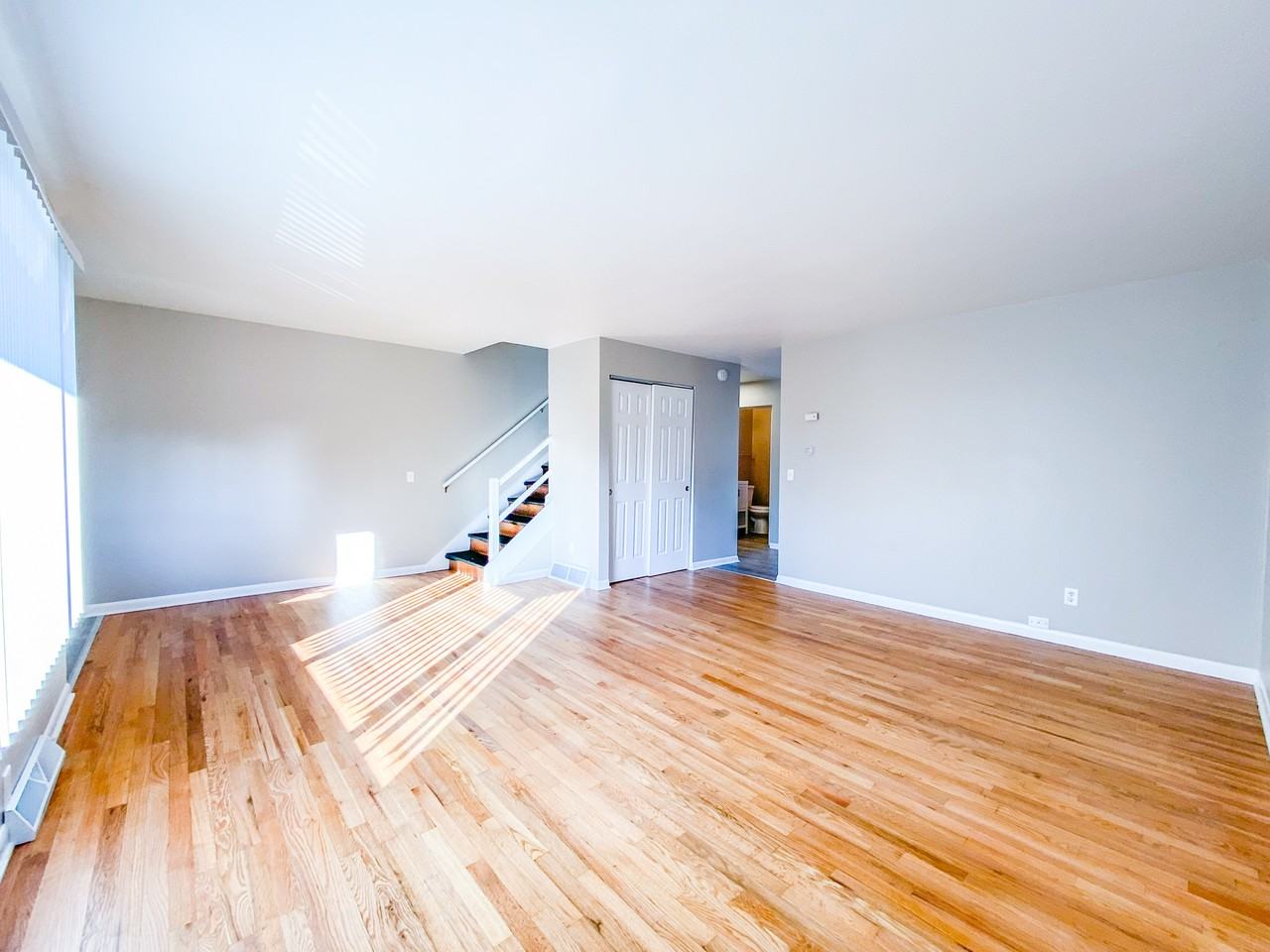 1106 Catalpa Circle - Photo 7 of 17