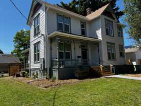 5204 N Harvard St - Photo 1 of 1