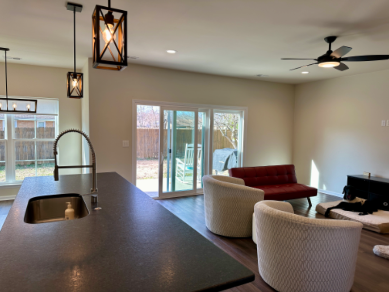 1100 Kinsey Dr Se - Photo 5 of 24