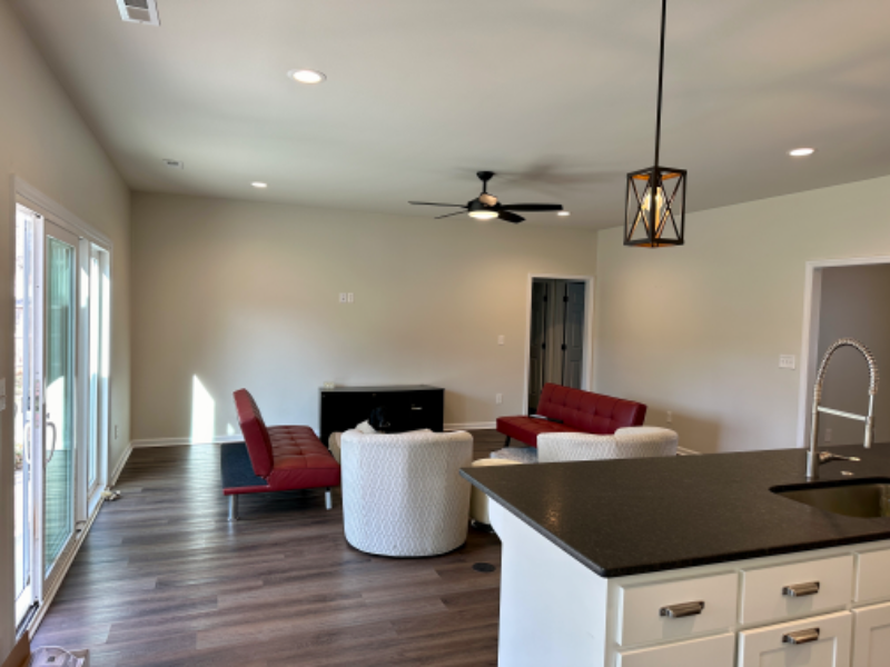 1100 Kinsey Dr Se - Photo 6 of 24