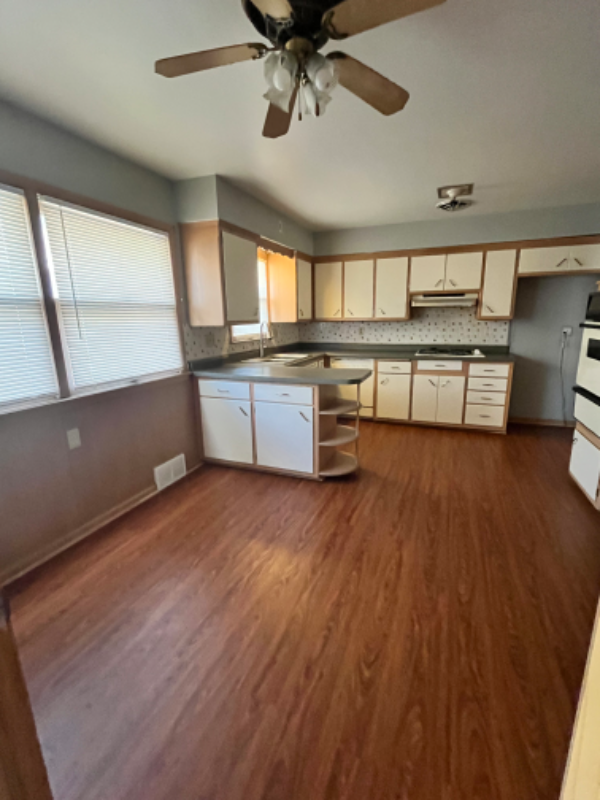 7215 W Congress St #2 - Photo 3 of 16