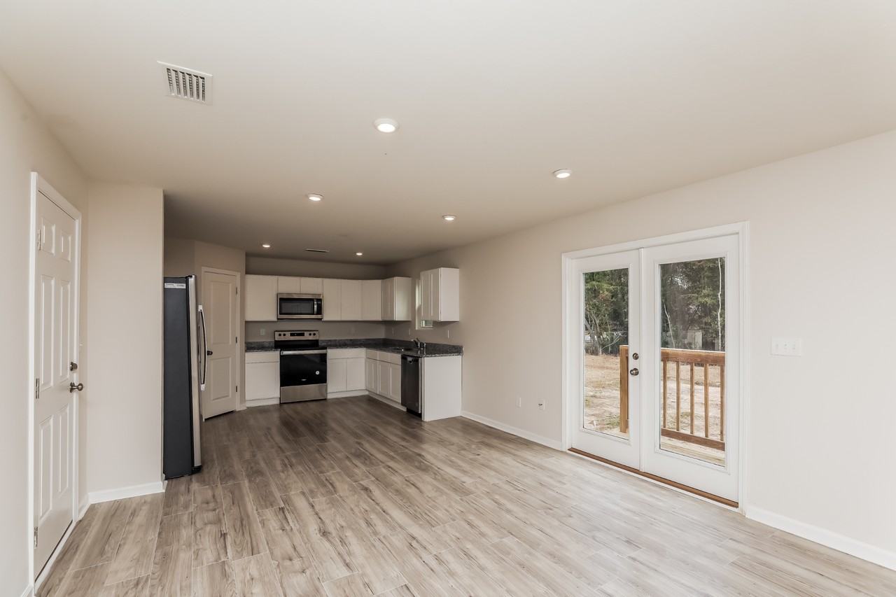 6220 6220 Travelers Rest Ct - Photo 6 of 19