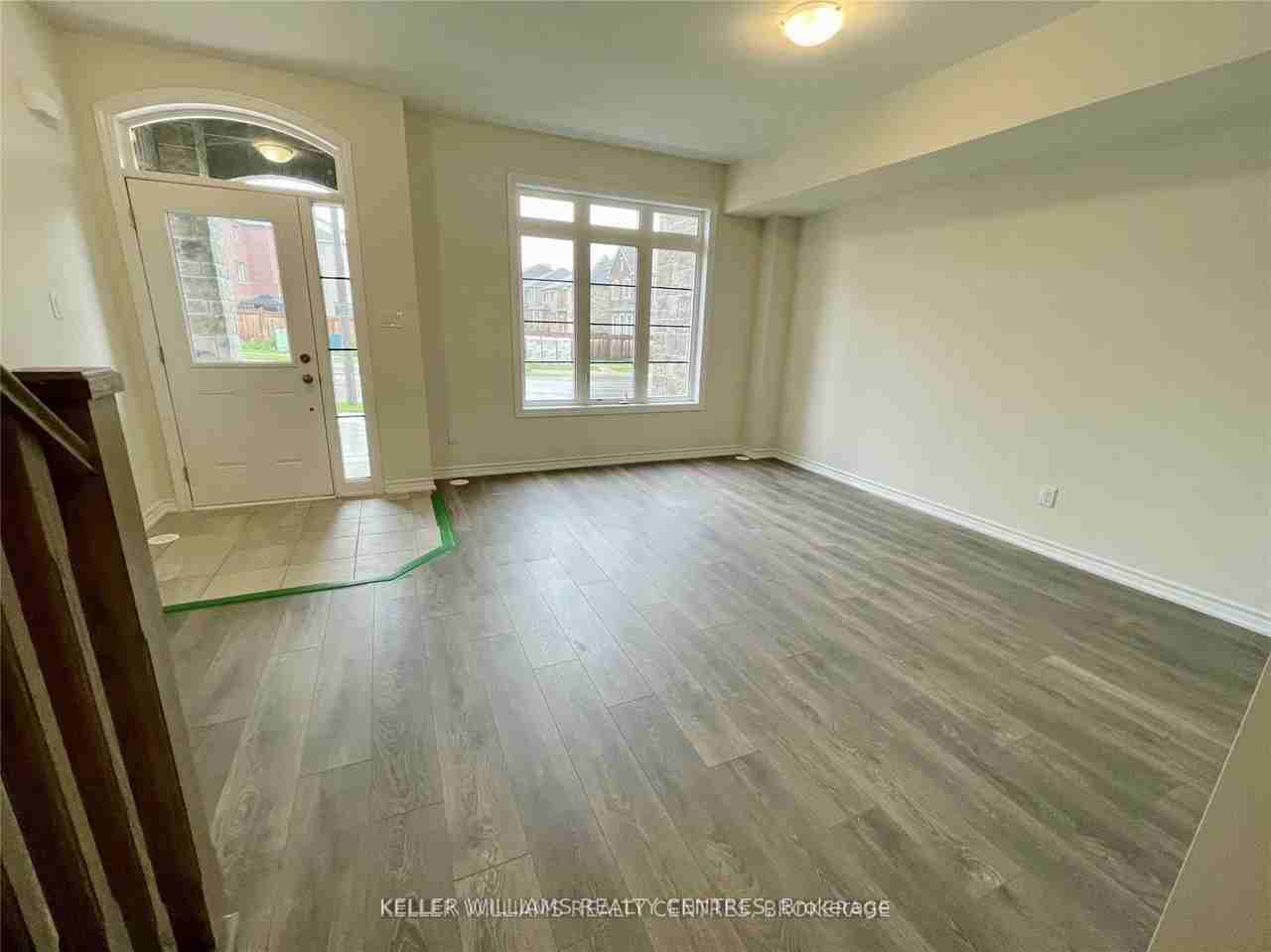 586 Murrell Boulevard - Photo 3 of 14