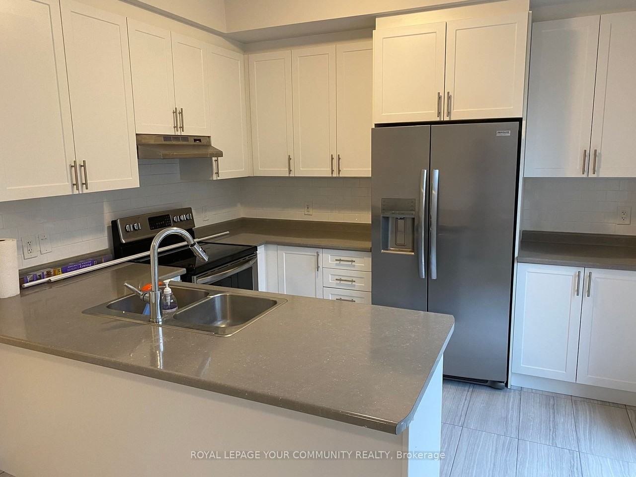 5 Frederick Pearson Street - Photo 2 of 8