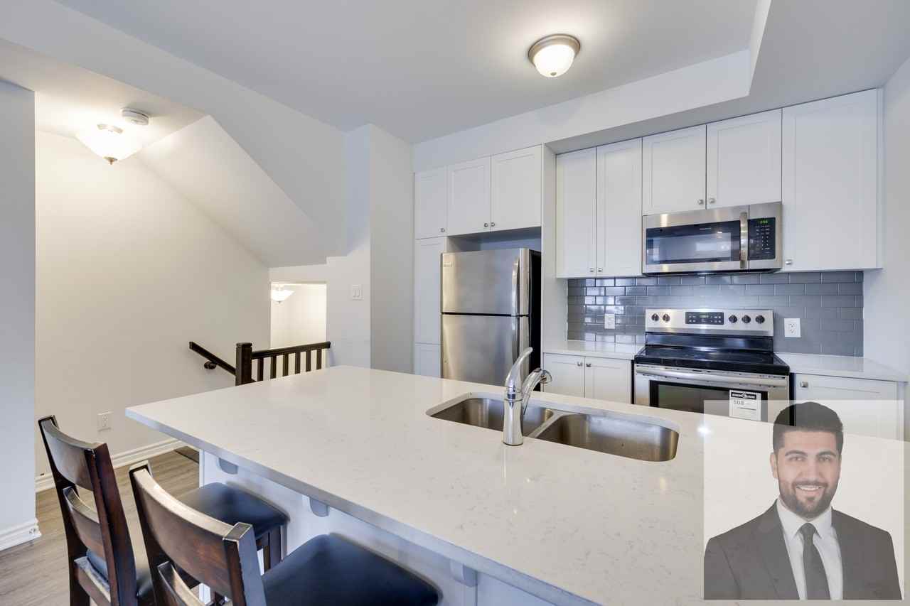 637 Makwa Private - Photo 4 of 12