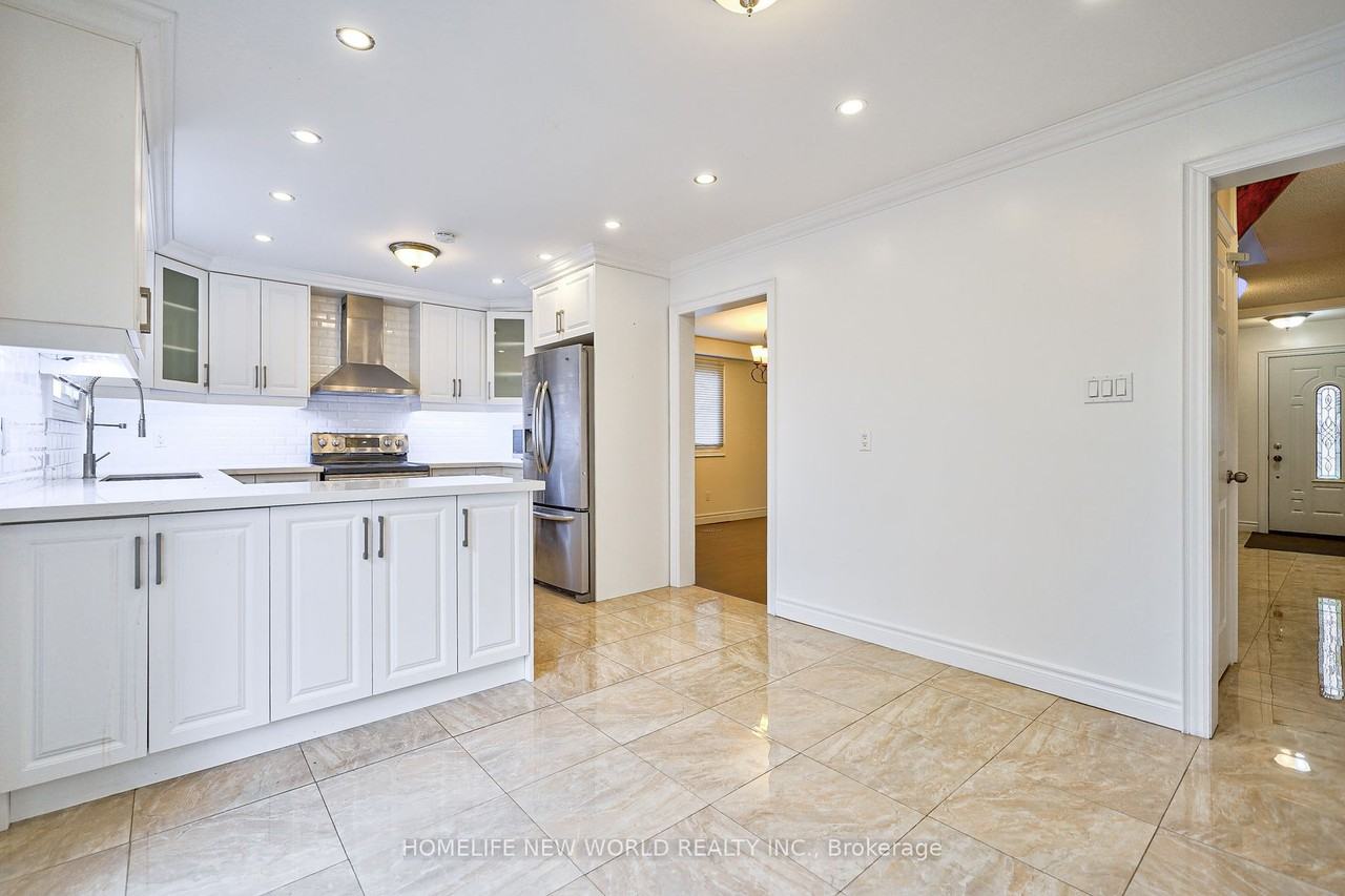 323 Buckingham Road - Photo 2 of 21