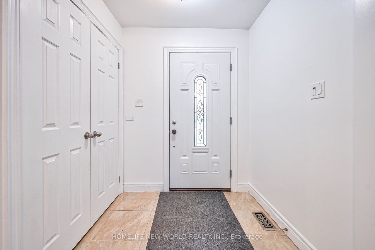 323 Buckingham Road - Photo 3 of 21