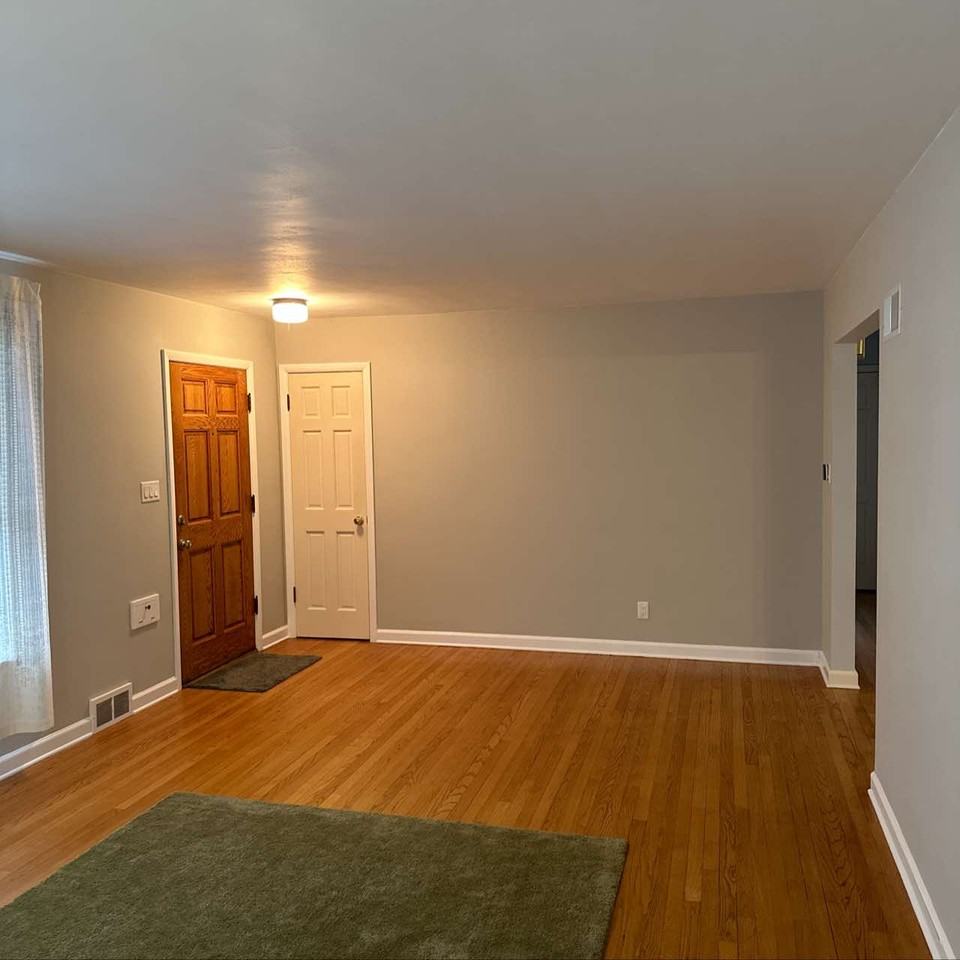 7803 W Cleveland Ave #1 - Photo 3 of 29