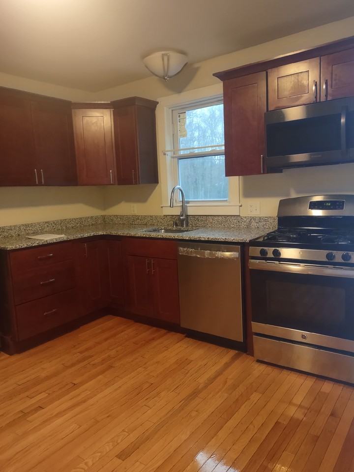 71 Bowling Ln #71 - Photo 3 of 15