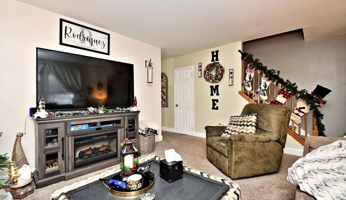 125 Reliance Pl #NA - Photo 2 of 12