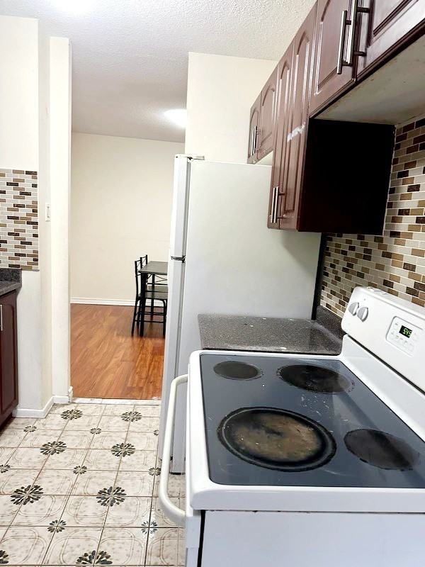 25 Kensington Road - Photo 3 of 10