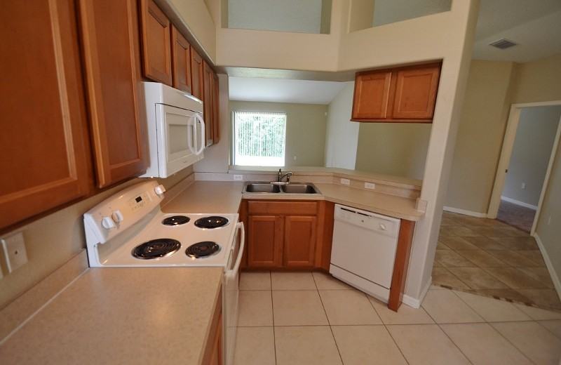 4751 Hickory Stream Ln - Photo 3 of 11