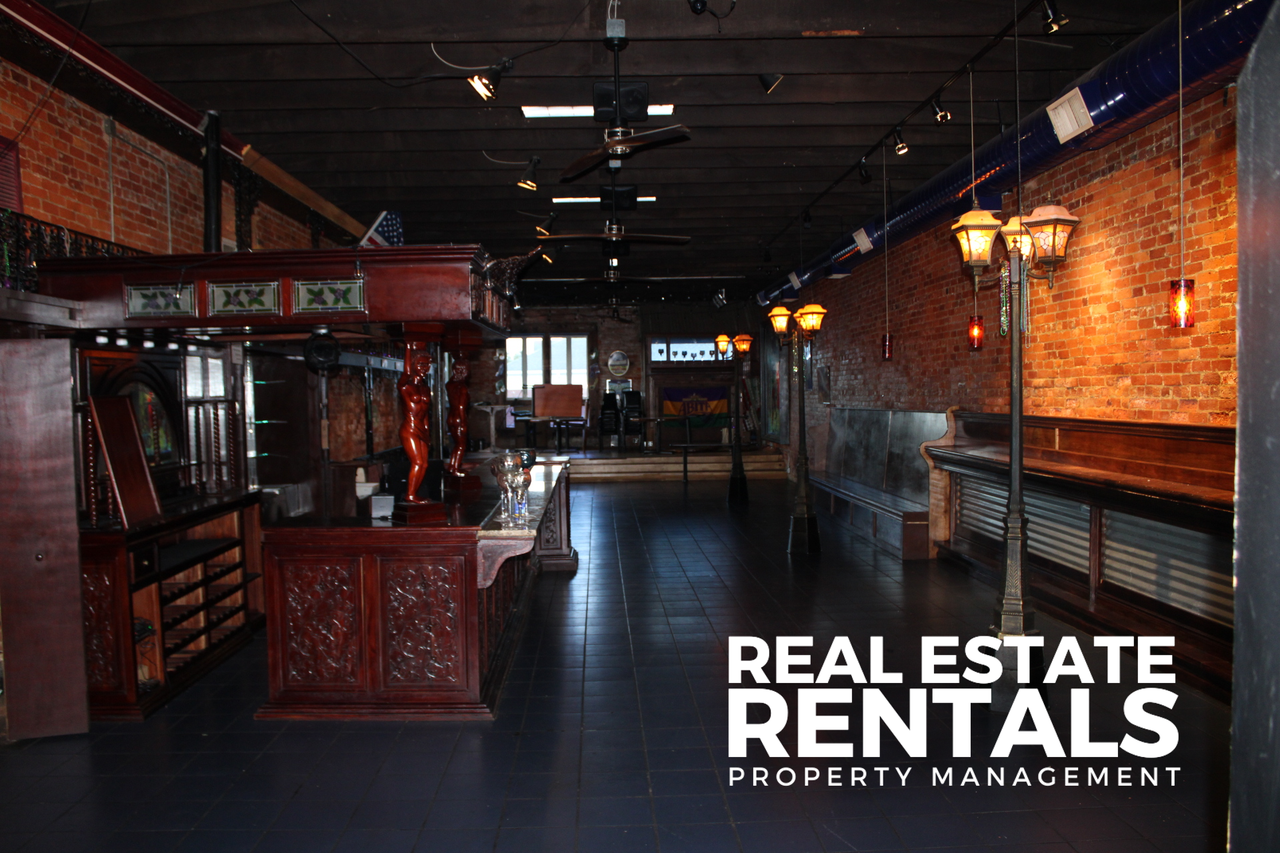 208 S 2nd St #1 - Photo 3 of 8