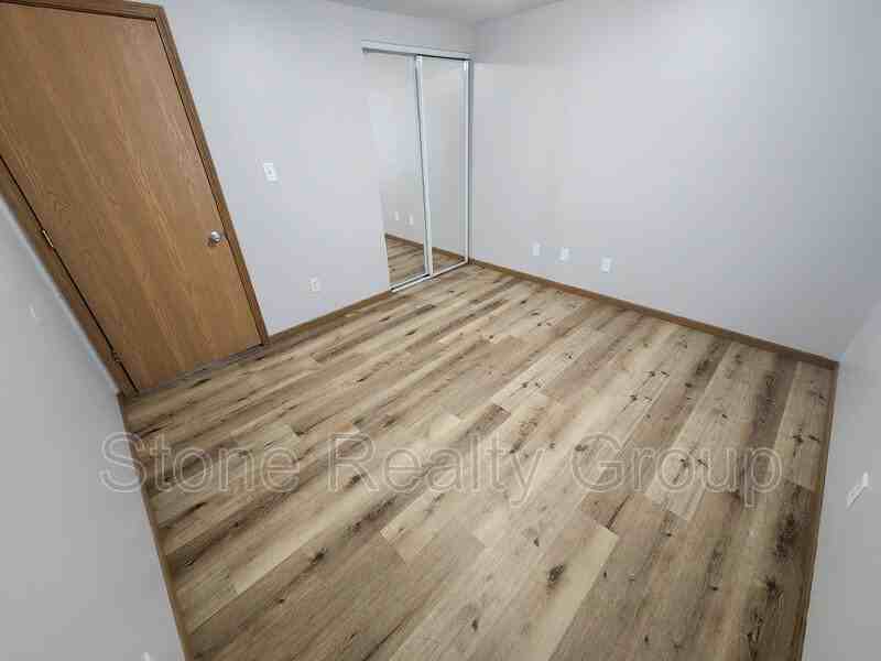 1850 N 6th 1/2 St #H - Photo 5 of 9