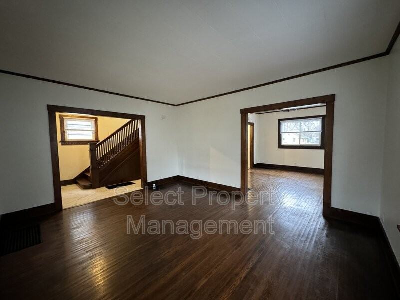 3008 Webster St - Photo 5 of 22