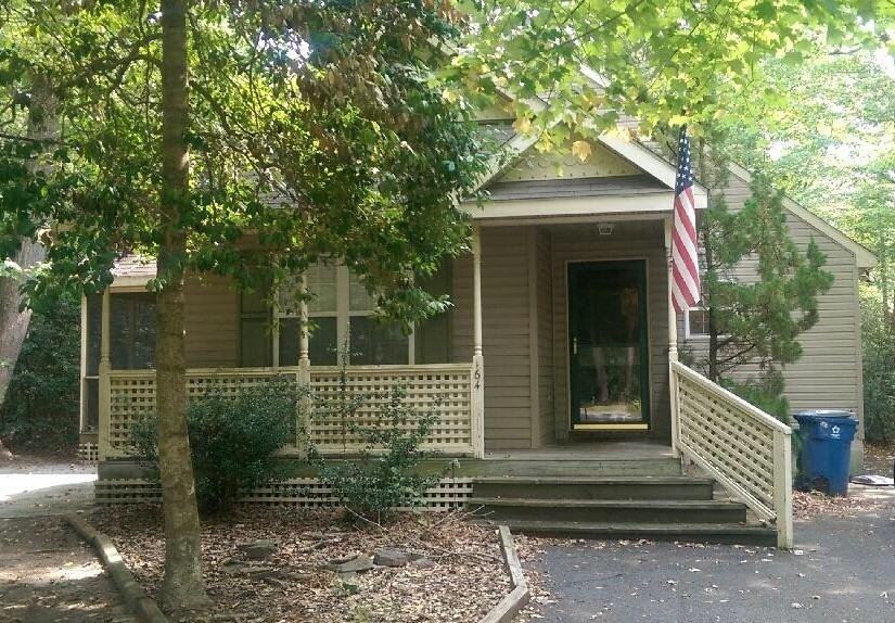 164 Ocean Pkwy - Photo 2 of 4