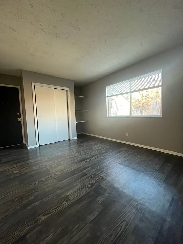 1410 F Apartments in Near South, Lincoln, NE 68508 Zumper