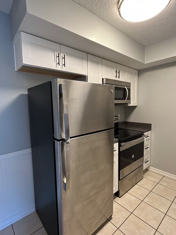 3405 Holdrege Apartments in East Campus, Lincoln, NE 68503 Zumper