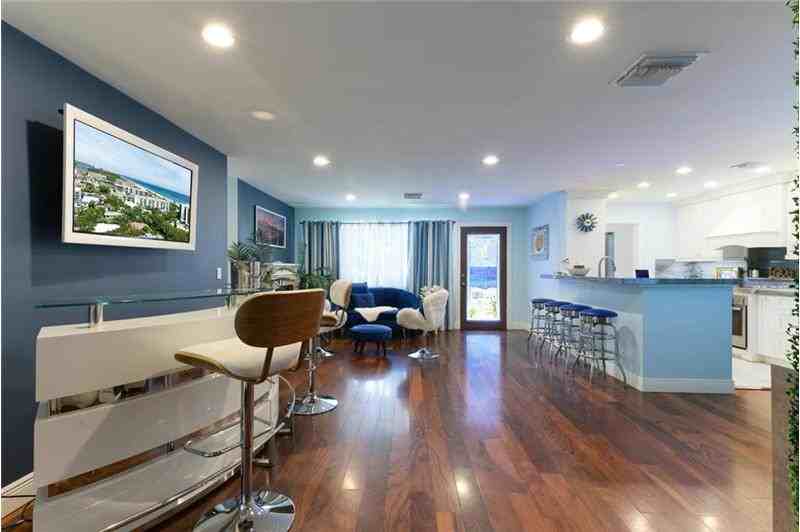 951 Lake Wyman Rd - Photo 3 of 15