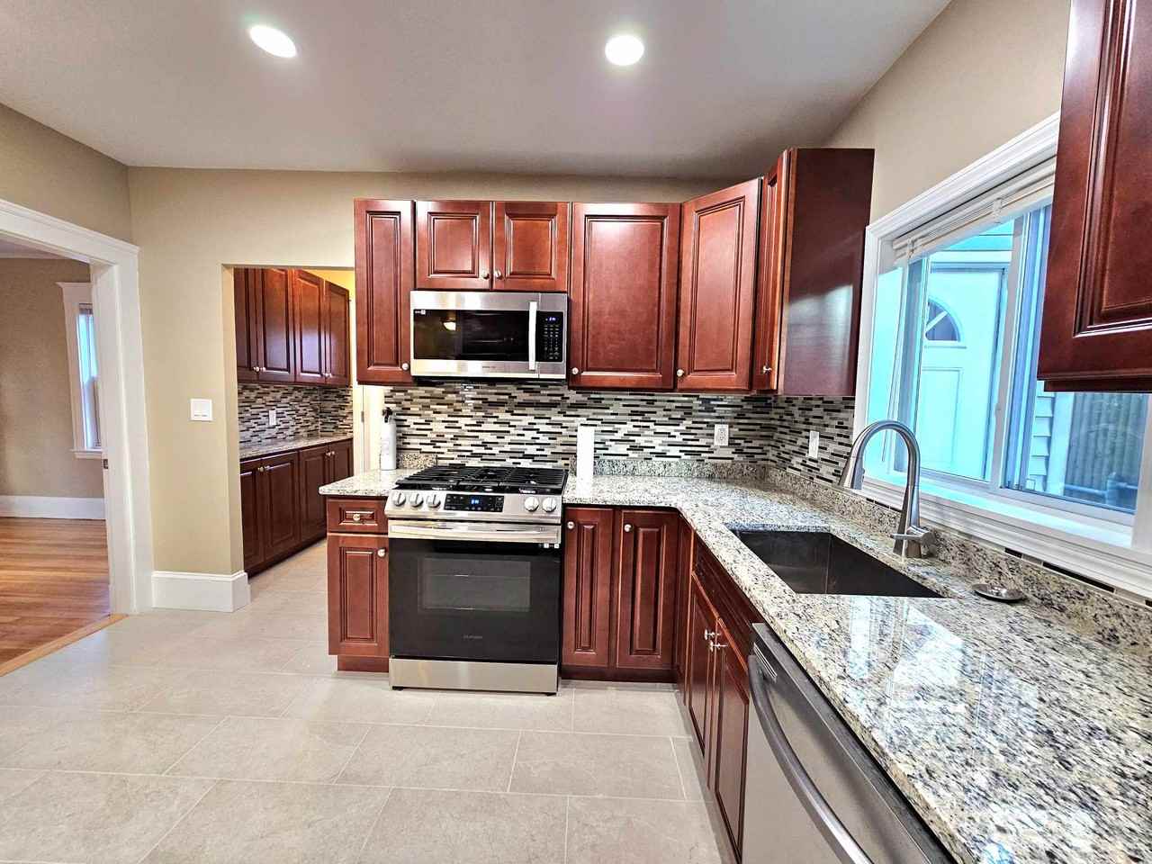 10 Alton Road #10 - Photo 3 of 21