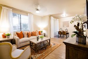 featured image of 3250 S Arizona Ave