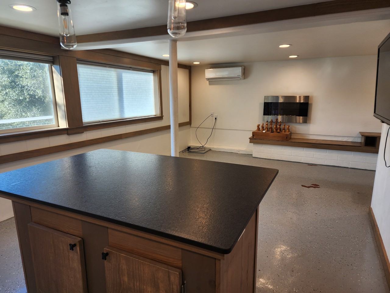 1204 S Summit Rd #NA - Photo 3 of 6