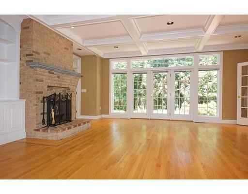 75 Hartwell Rd - Photo 2 of 16