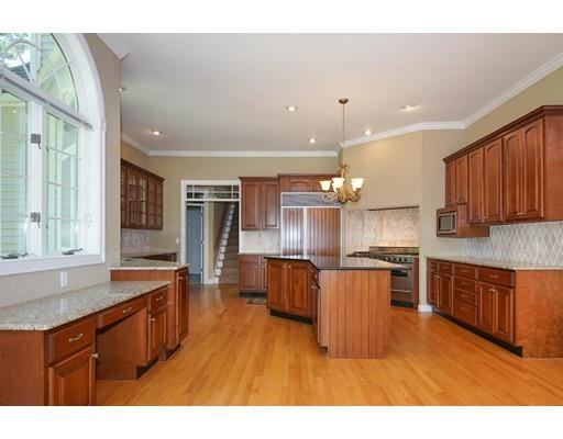 75 Hartwell Rd - Photo 3 of 16