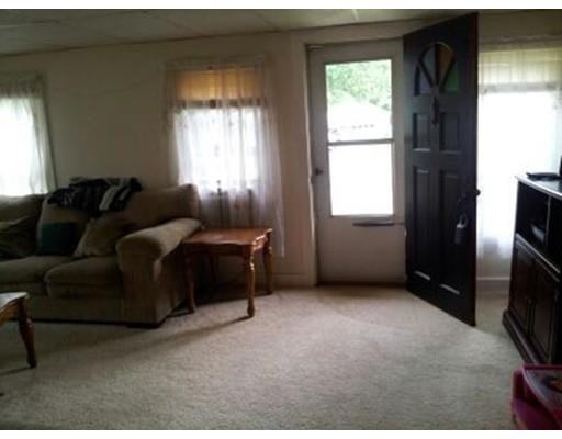 397 Main St #397 - Photo 3 of 9