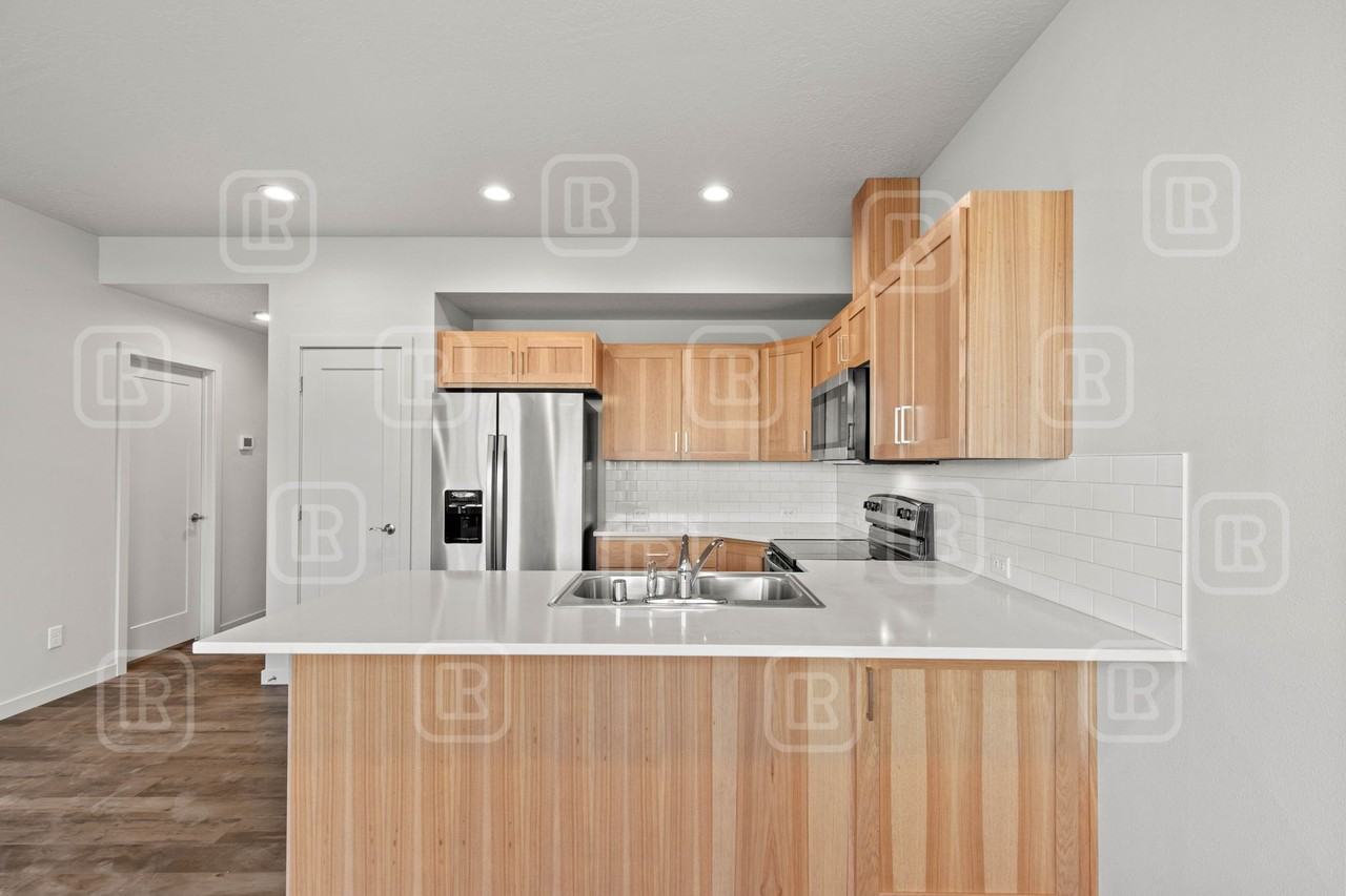 218 S Woodlawn Ln #1 - Photo 5 of 21