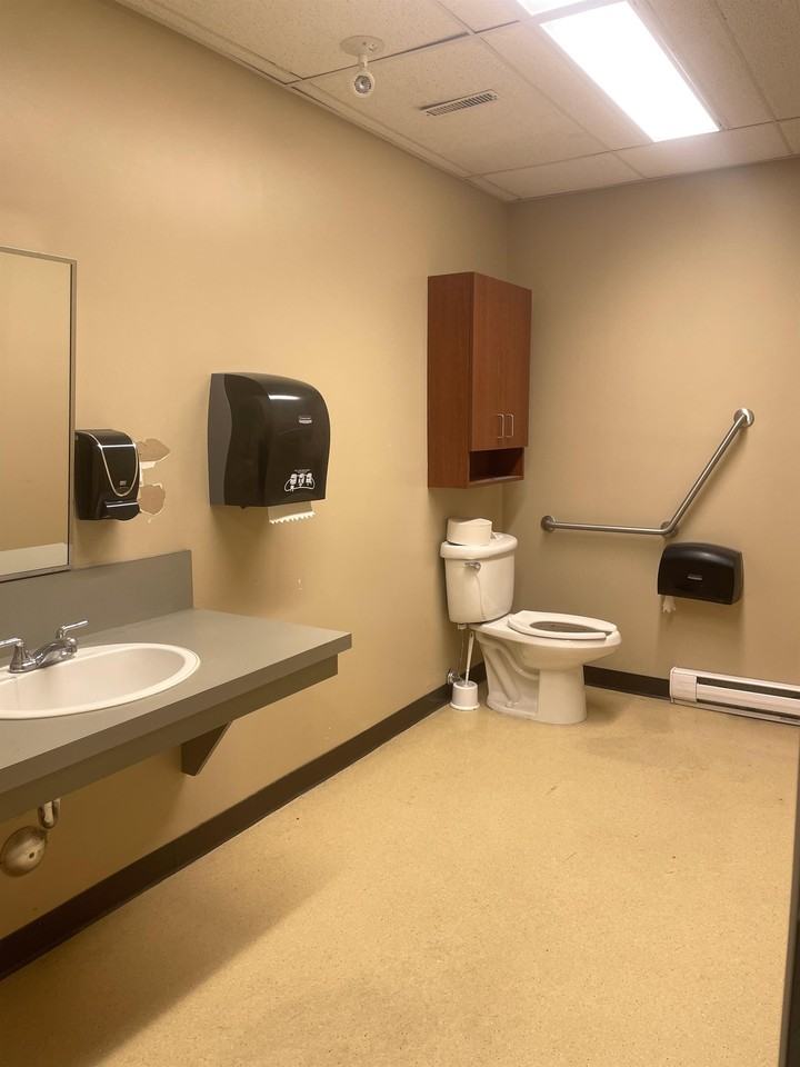 10444 100 Street #10444 - Photo 4 of 5