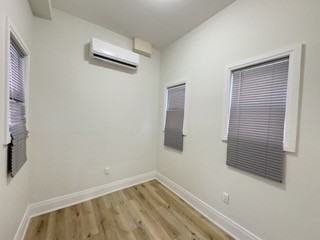 254 Dundurn St S Apartments in Kirkendall North, Hamilton, ON L8P 4K9