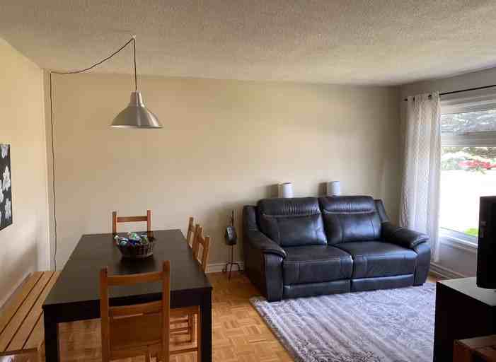 535 Couture Ave - Photo 3 of 10