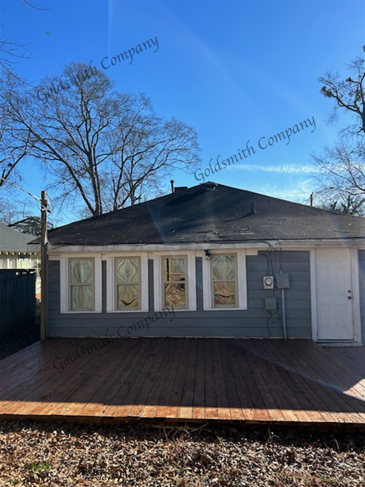 107 Whitehall St - Photo 3 of 12