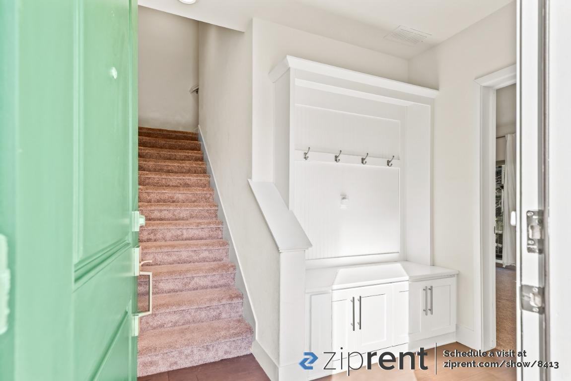 8595 Leeward Way - Photo 2 of 25