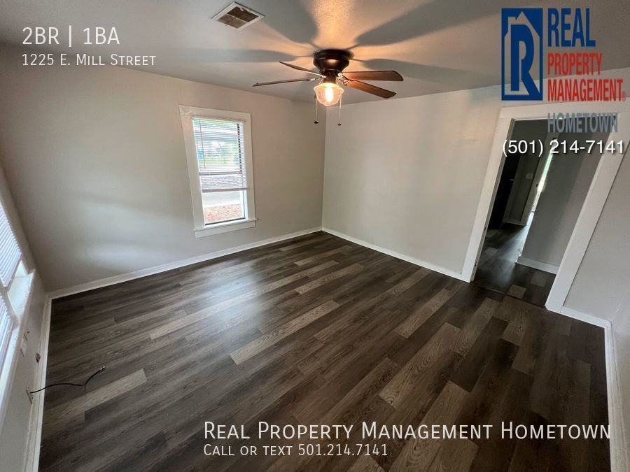 1225 E Mill St - Photo 2 of 13