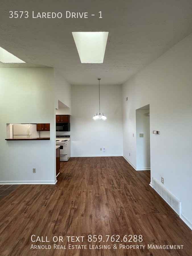 3573 Laredo Dr #1 - Photo 7 of 7