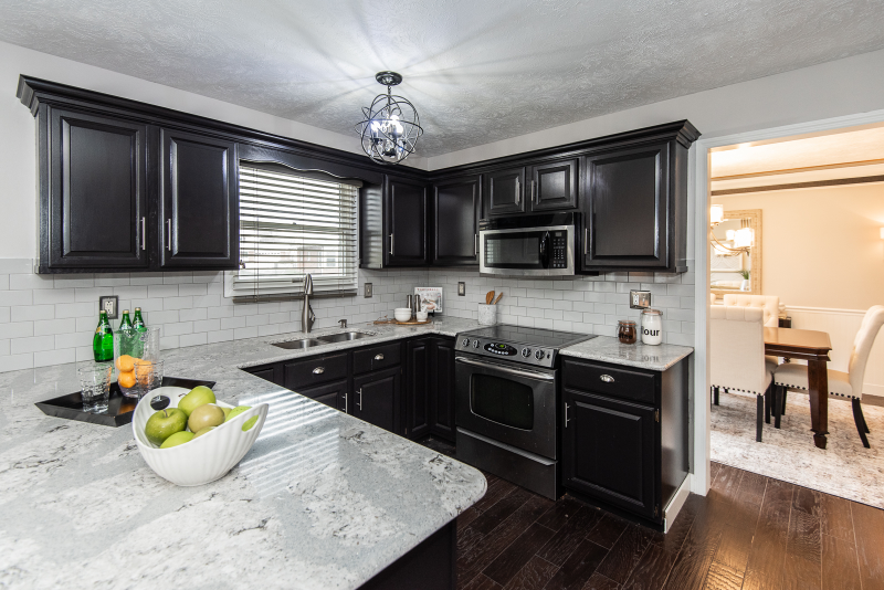 1902 Cheyenne Dr - Photo 2 of 31