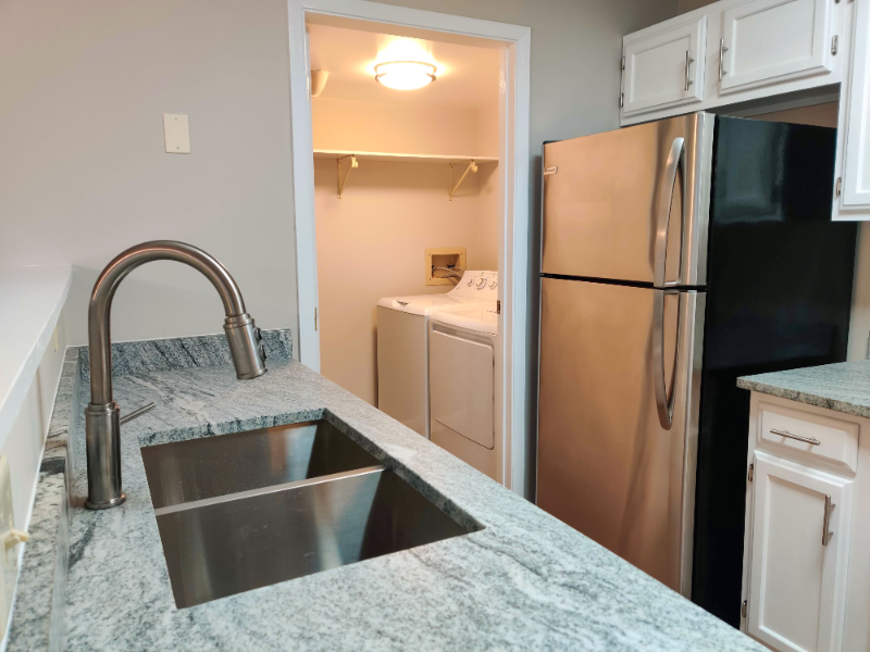 17 Clemson Ct - Photo 2 of 15