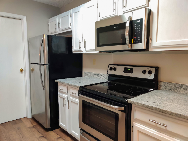 17 Clemson Ct - Photo 3 of 15