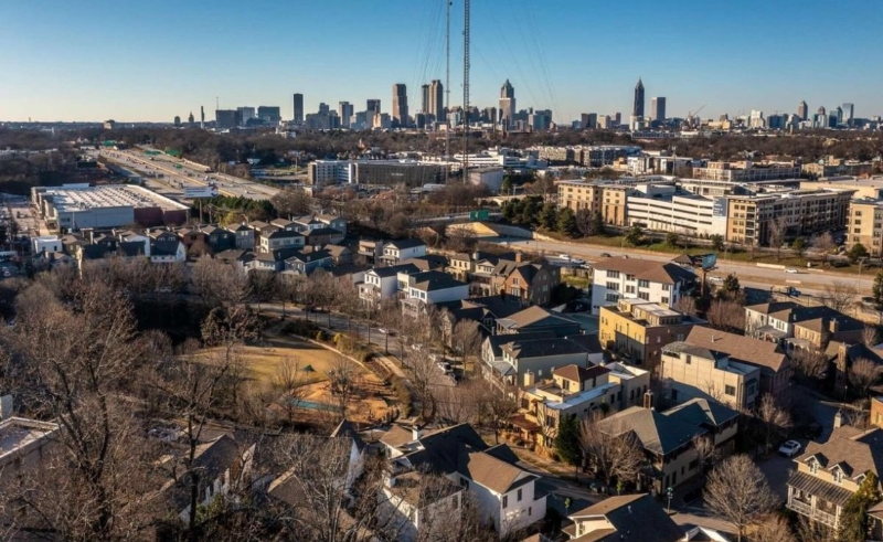 947 North Ormewood Park Drive Southeast #B - Photo 7 of 13