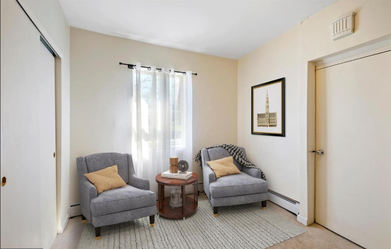 129 Montgomery Ave #1 - Photo 3 of 7