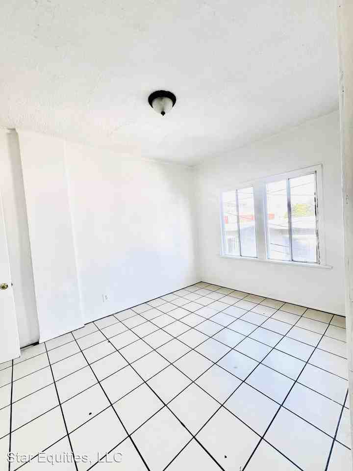 116124 3/4 S. Mathews Street Apartments in Boyle Heights, Los Angeles