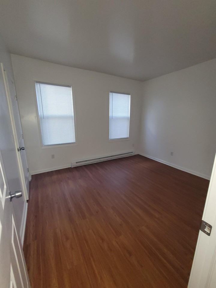 107 Madison St #107 - Photo 5 of 22