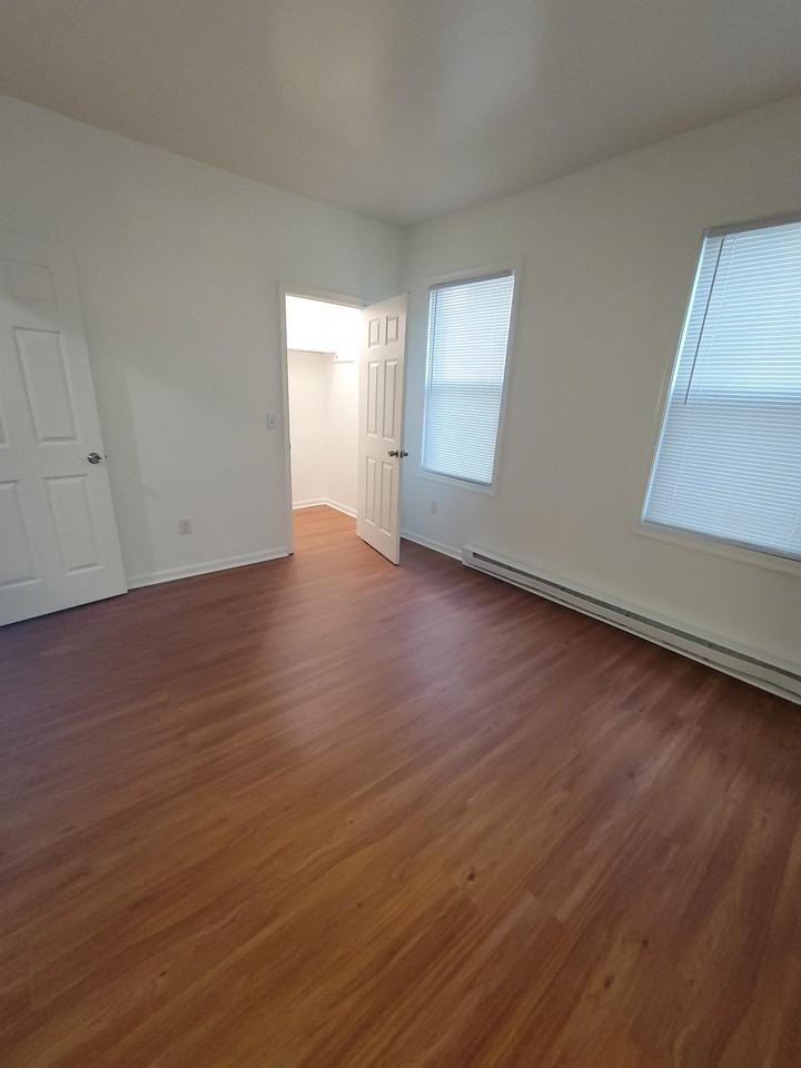 107 Madison St #107 - Photo 6 of 22