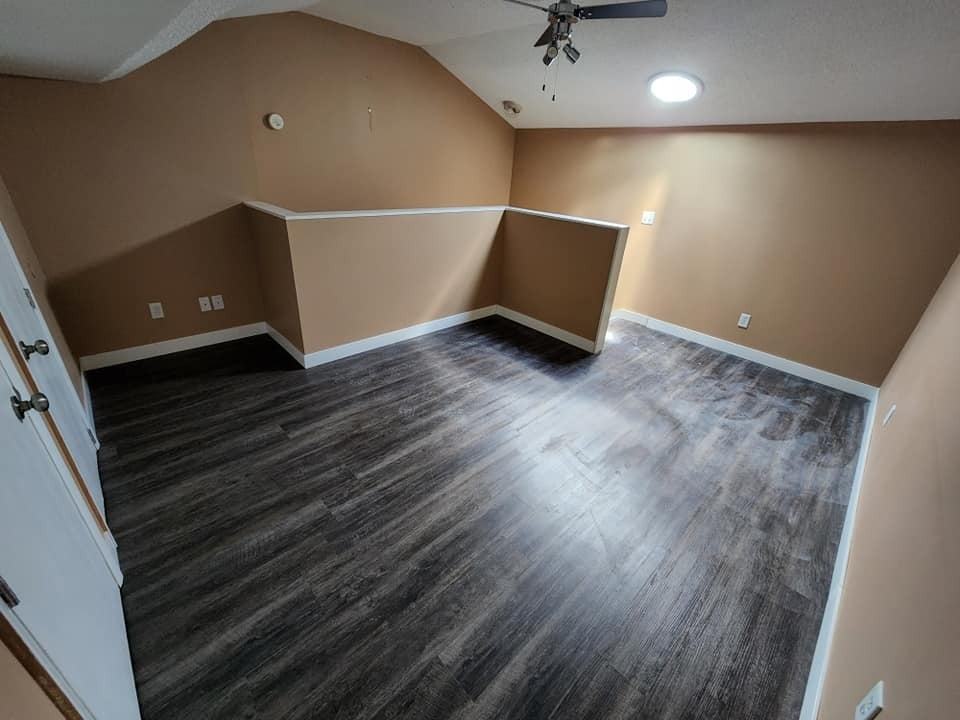 520 S Nichols Ave - Photo 2 of 7