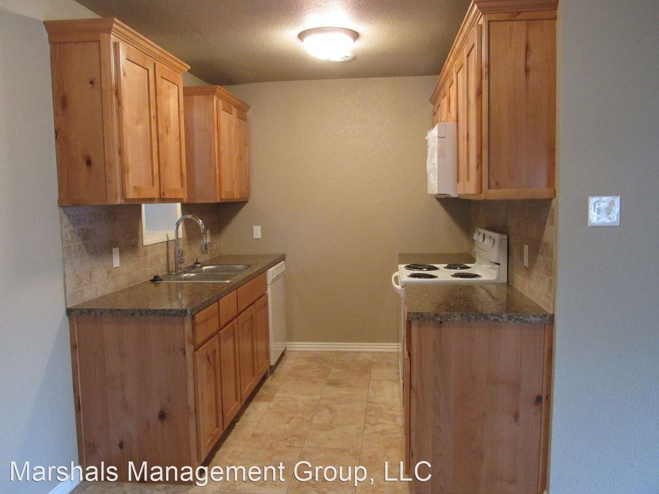 1407 12th Ter - Photo 2 of 11