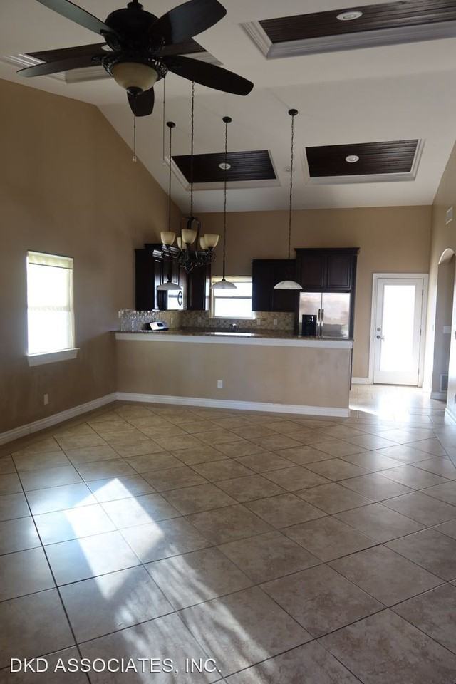 12920 Hueco Mine Dr - Photo 3 of 25