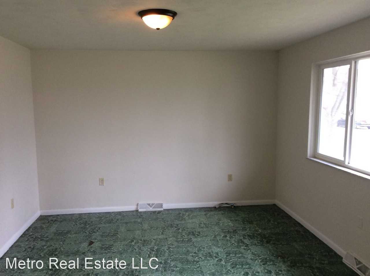 2928 Trentman Ave - Photo 3 of 14