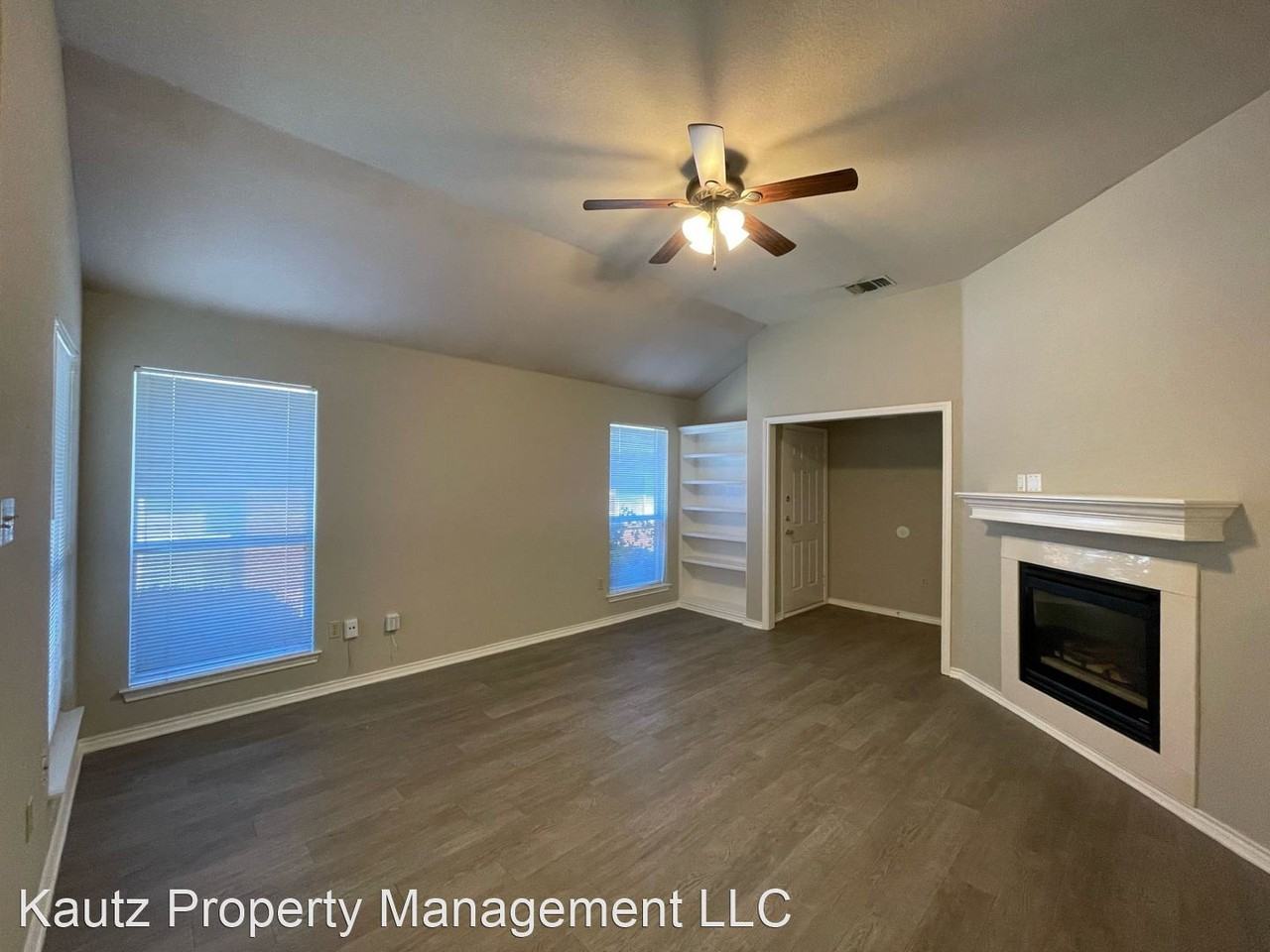 2215 Ragland Rd - Photo 3 of 12